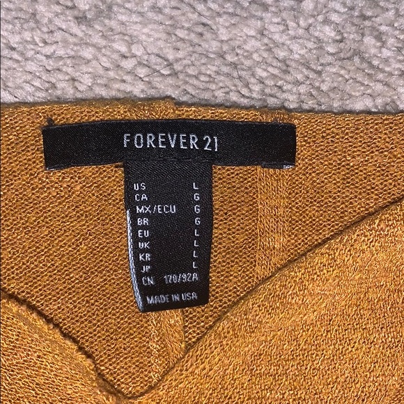 Ling sleeved crop - Picture 2 of 2